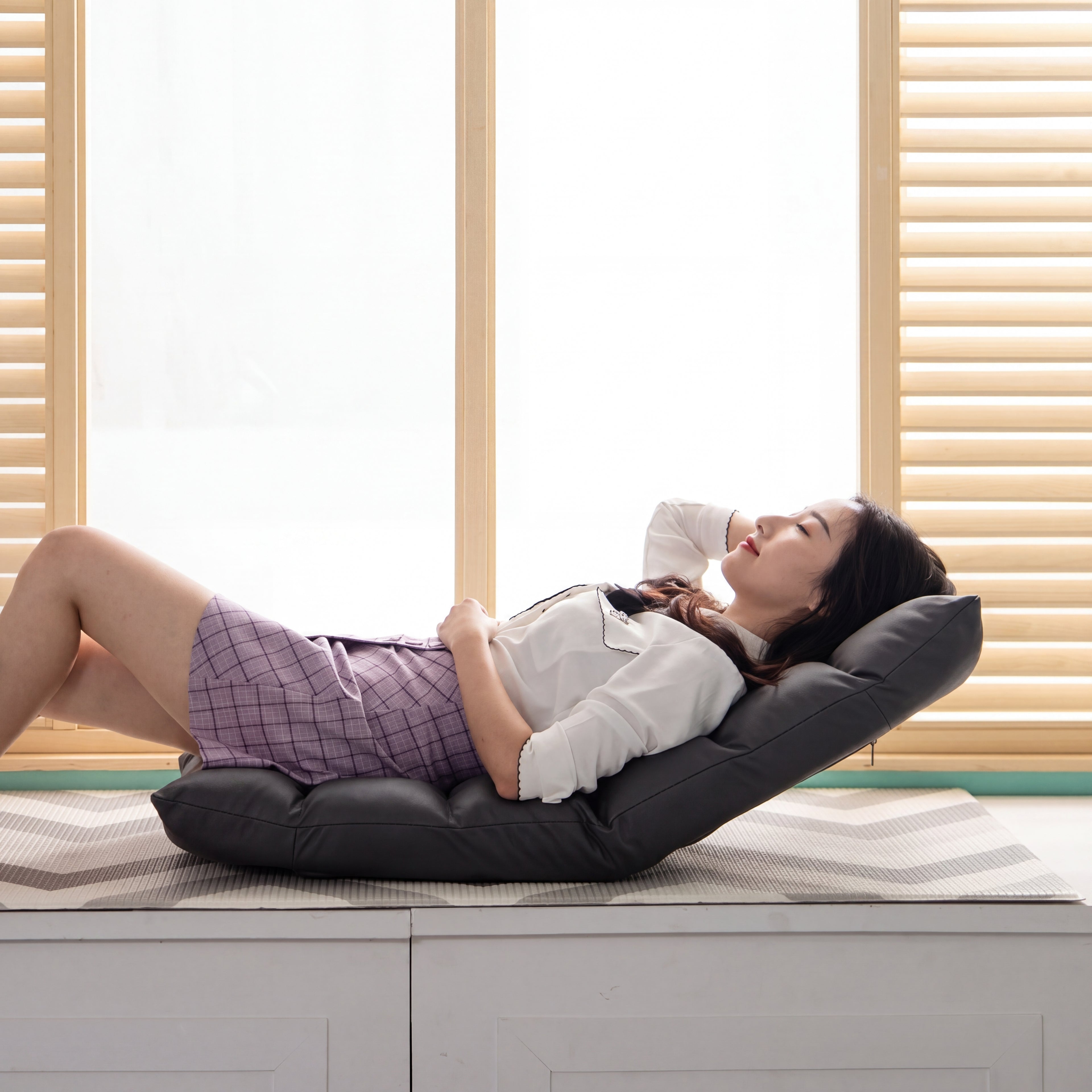 KIRO - 究極の座り心地。14段階リクライニング座椅子